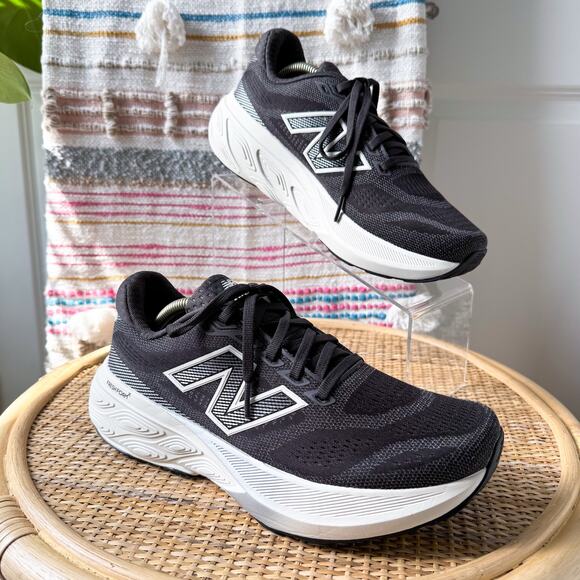 New Balance Fresh Foam X 880v15 Black Sea Salt Metalic Sneakers Women’s Size 9 - Picture 1 of 8